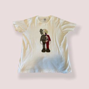 Uniqlo x Kaws white graphic tee